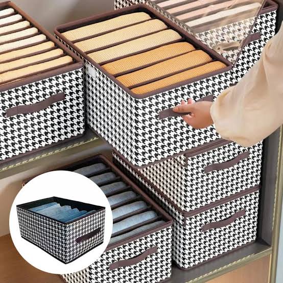 (Pack of 2) Premium Quality clothes organiser to keep your clothes safe and together folded nicely.